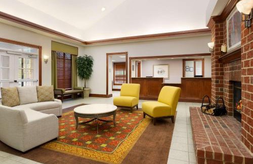 Yorkshire Hotel | Pet-Friendly Homewood Suites by Hilton Newark-Wilmington