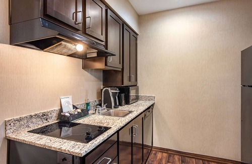 Oxnard Hotel | Delightful Homewood Suites by Hilton Oxnard/Camarillo Escape