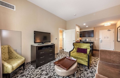 Oxnard Hotel | Delightful Homewood Suites by Hilton Oxnard/Camarillo Escape