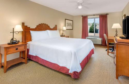 Nambe Pueblo Hotel | Inviting Homewood Suites by Hilton Santa Fe-North Stay