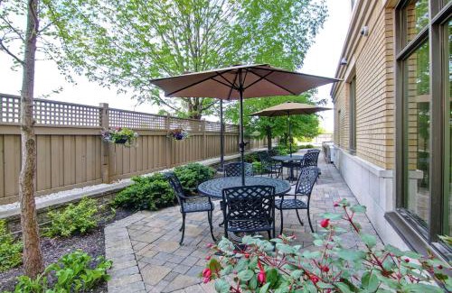 Centennial Park Hotel | Discover Homewood Suites by Hilton Toronto Airport