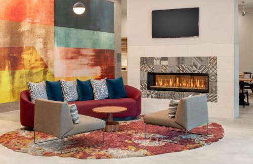 Belmont Hotel | Relaxing Retreat at Homewood Suites By Hilton Belmont