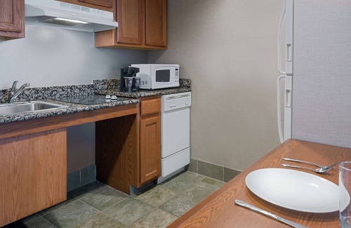 Amherst Hotel | Experience Comfort at Homewood Suites by Hilton Buffalo