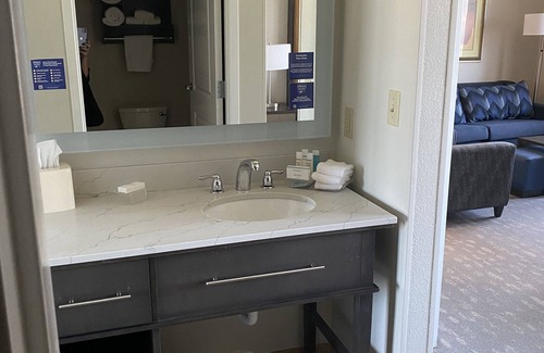 Forsyth Hotel | Top-Rated Homewood Suites with Pool & Family Amenities