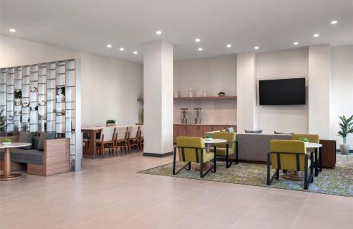 Fremont Hotel | Relax at Homewood Suites By Hilton Fremont with Pool Access