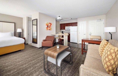 Grapevine Hotel | Inviting Homewood Suites by Hilton Dallas-DFW Airport N
