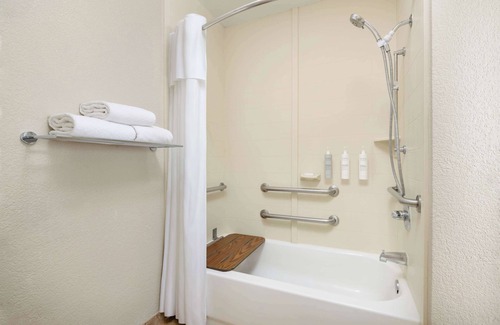 Grapevine Hotel | Inviting Homewood Suites by Hilton Dallas-DFW Airport N