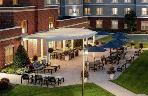 Harrisburg - Hershey Hotel | Discover Homewood Suites by Hilton Harrisburg - Family-Friendly Stay