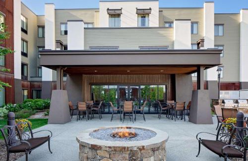 Kalispell Hotel | Discover Homewood Suites by Hilton Kalispell: Pet-Friendly Oasis