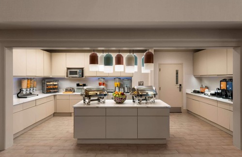 Lake Mary Hotel | Discover Homewood Suites by Hilton Lake Mary - Family-Friendly Haven