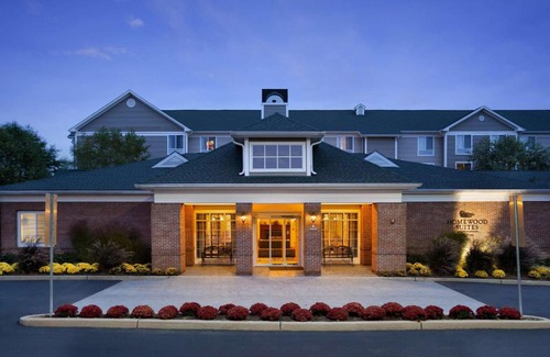 Somerset Hotel | Comfortable Homewood Suites by Hilton Somerset with Pool & Hot Tub
