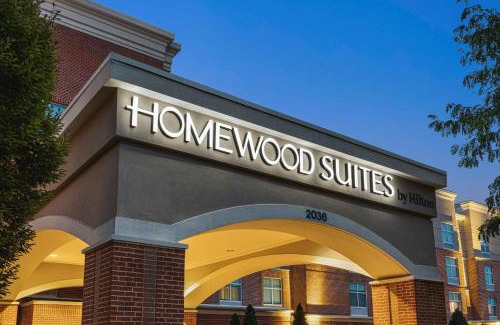 Charlottesville Hotel | Pet-Friendly Homewood Suites by Hilton in Charlottesville