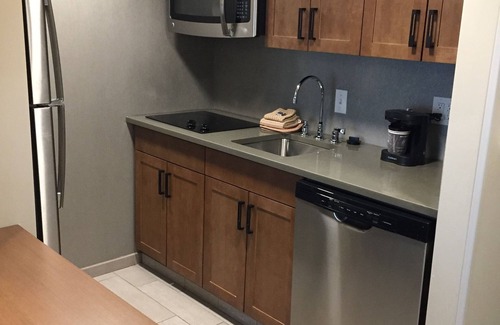 East Syracuse Hotel | Guest Rated 9/10: Homewood Suites by Hilton Syracuse