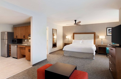 East Syracuse Hotel | Guest Rated 9/10: Homewood Suites by Hilton Syracuse
