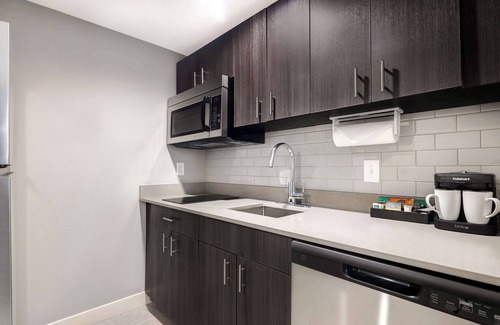 Oklahoma City Hotel | Inviting Homewood Suites by Hilton Oklahoma City Quail Springs