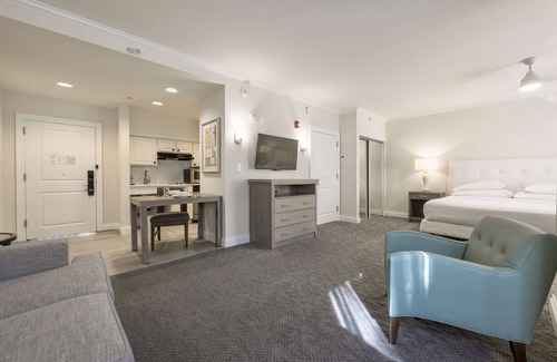 Palm Beach Gardens Hotel | Eco-Friendly Homewood Suites in Palm Beach Gardens