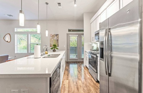 Windsor Park Apartment | Cozy 2BR Suite Near Downtown with Pool and Kitchen