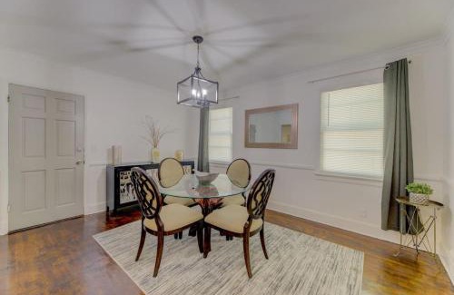 Columbia Apartment | Cozy 3BD Colombian Retreat - Pet Friendly and Inviting