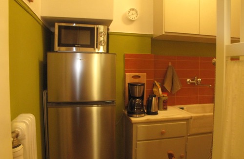 Ilisia Apartment | Tranquil Retreat by Hilton: Pet-Friendly & Family-Ready