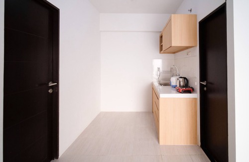Sidoarjo Apartment | Cozy 2BR Apartment at Suncity Residence with Pool & Breakfast