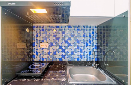 Kelapa Gading Timur Apartment | Cozy Living Studio at Tifolia Apartment with Kitchen Access