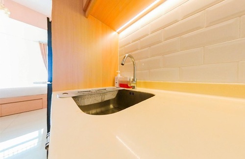 Panunggangan Utara Apartment | Modern Studio at Tree Park City Cikokol Apartment