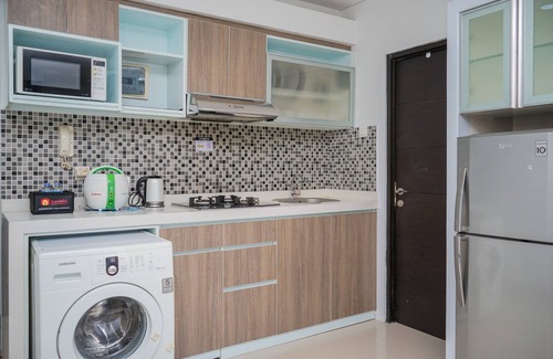 Senayan Apartment | Cozy Tamansari Semanggi 2BR Apartment with Pool & Kitchen