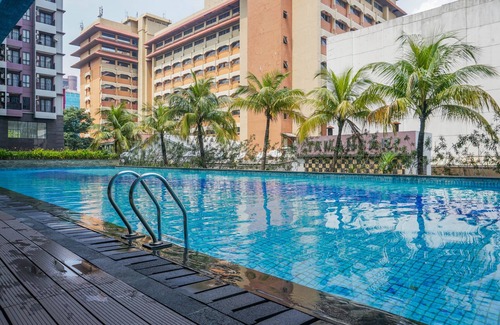 Senayan Apartment | Cozy Tamansari Semanggi 2BR Apartment with Pool & Kitchen