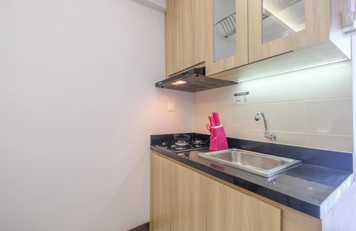 Depok Apartment | Comfortable 2BR Apartment at Cinere Resort with Breakfast