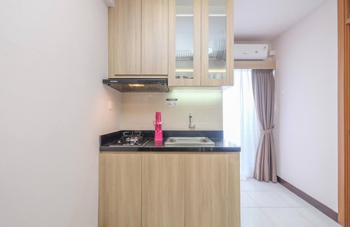 Depok Apartment | Comfortable 2BR Apartment at Cinere Resort with Breakfast