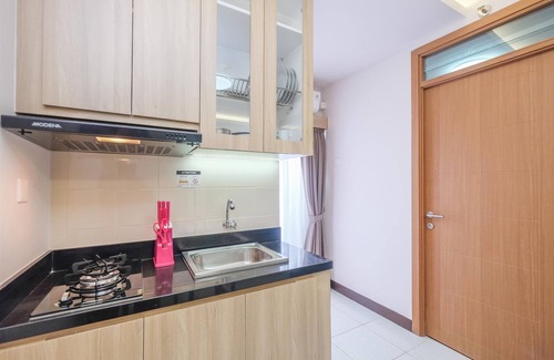 Depok Apartment | Comfortable 2BR Apartment at Cinere Resort with Breakfast