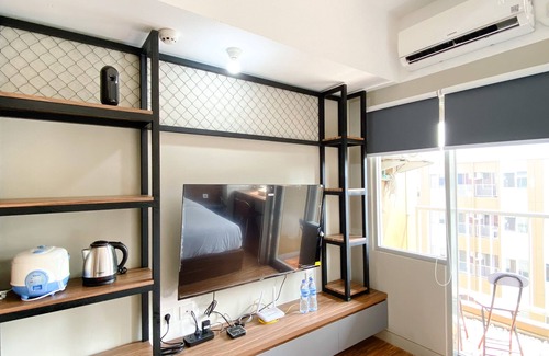 Duren Sawit Apartment | Cozy Studio Near Gateway Park LRT in Bekasi