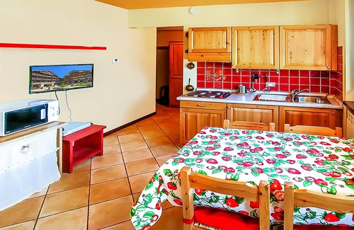 Frabosa Sottana Apartment | Cozy Apartment Amidst the Breathtaking Piedmont Mountains