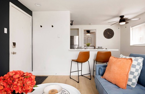 Tower Grove East Apartment | Cozy Retreat in Tower Grove with Breakfast & Family Amenities