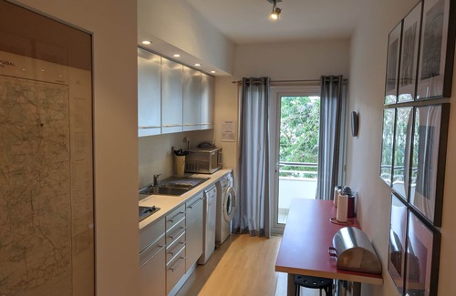Telheiro Apartment | Inviting Luxury Apartment with Pool Access Near Beach