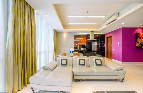 Bangka Apartment | Cozy 3Br Penthouse with Family-Friendly Amenities in Kemang