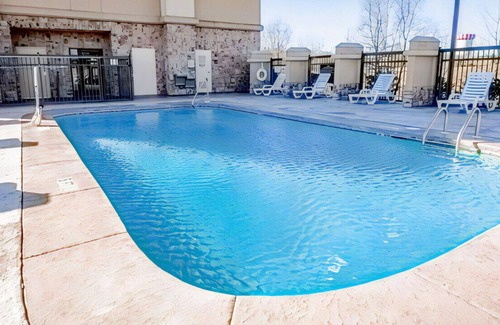 Hope Hull House | Homey Spacious Suite! Your Next Ultimate Escape