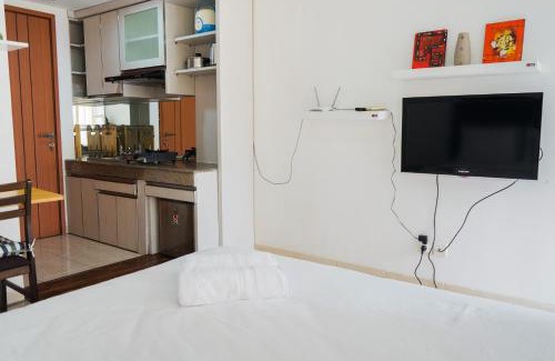 Depok Apartment | Cozy Studio Apartment at Margonda Residence 3 with Pool