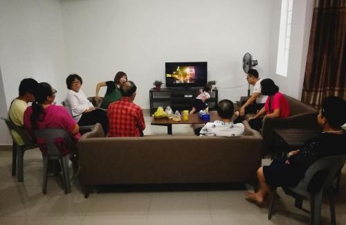 Miri House | Unbeatable Stay at HomezStay Airport Miri - 10/10 Rating!