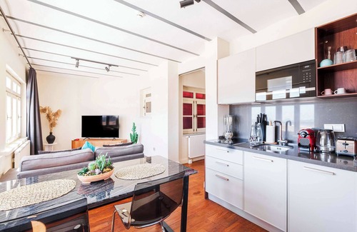 Taksim Apartment | Homie Suites | Cihangir | Apartment w Seaview #TU6