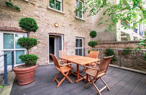 Taksim Apartment | Top-Rated Homie Suites - Family-Friendly Near Istıklal Avenue