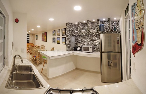Granjas del Marques Villa | Experience HominngBird: Ocean View Rooms & Pet Friendly