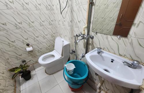 Dilshad Garden Apartment | Homlee-Best Value-1BHK-Dilshad Metro-Kitchen