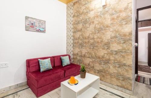 Vaishali Apartment | Convenient 1BHK Flat Near Vaishali Metro - Pet Friendly