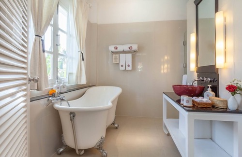 Luang Prabang Hotel | Experience Angsana Maison Souvannaphoum: 4-Star Comfort Awaits