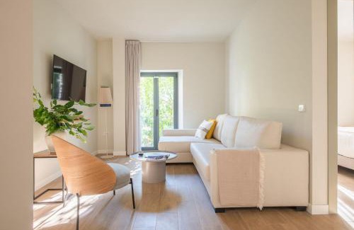 San Vicente Apartment | Inviting Hommyhome Duque de Veragua - 4-Star Family Retreat