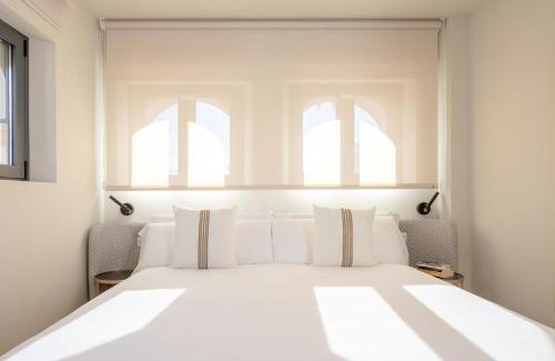 San Vicente Apartment | Inviting Hommyhome Duque de Veragua - 4-Star Family Retreat