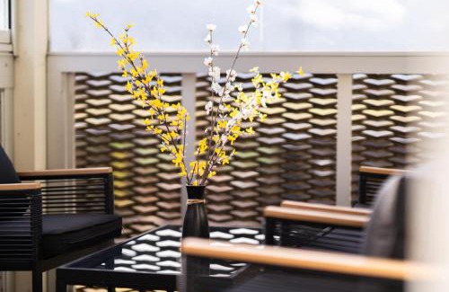 Bludenz Apartment | Discover Bludenz Alpine Panorama: Family-Friendly Escape
