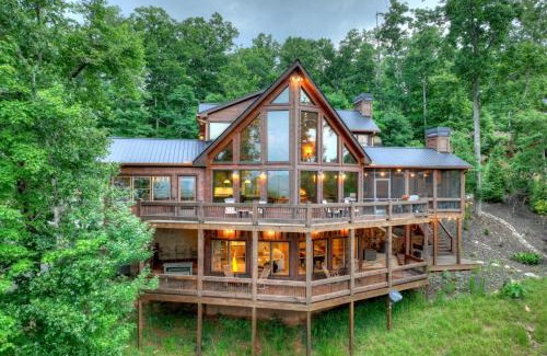 Morganton Villa | Experience Honey Hill: Breathtaking Mountain Views Await