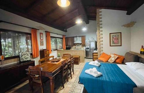 Sermoneta House | Cozy Retreat at Honey's Home - Perfect for Families